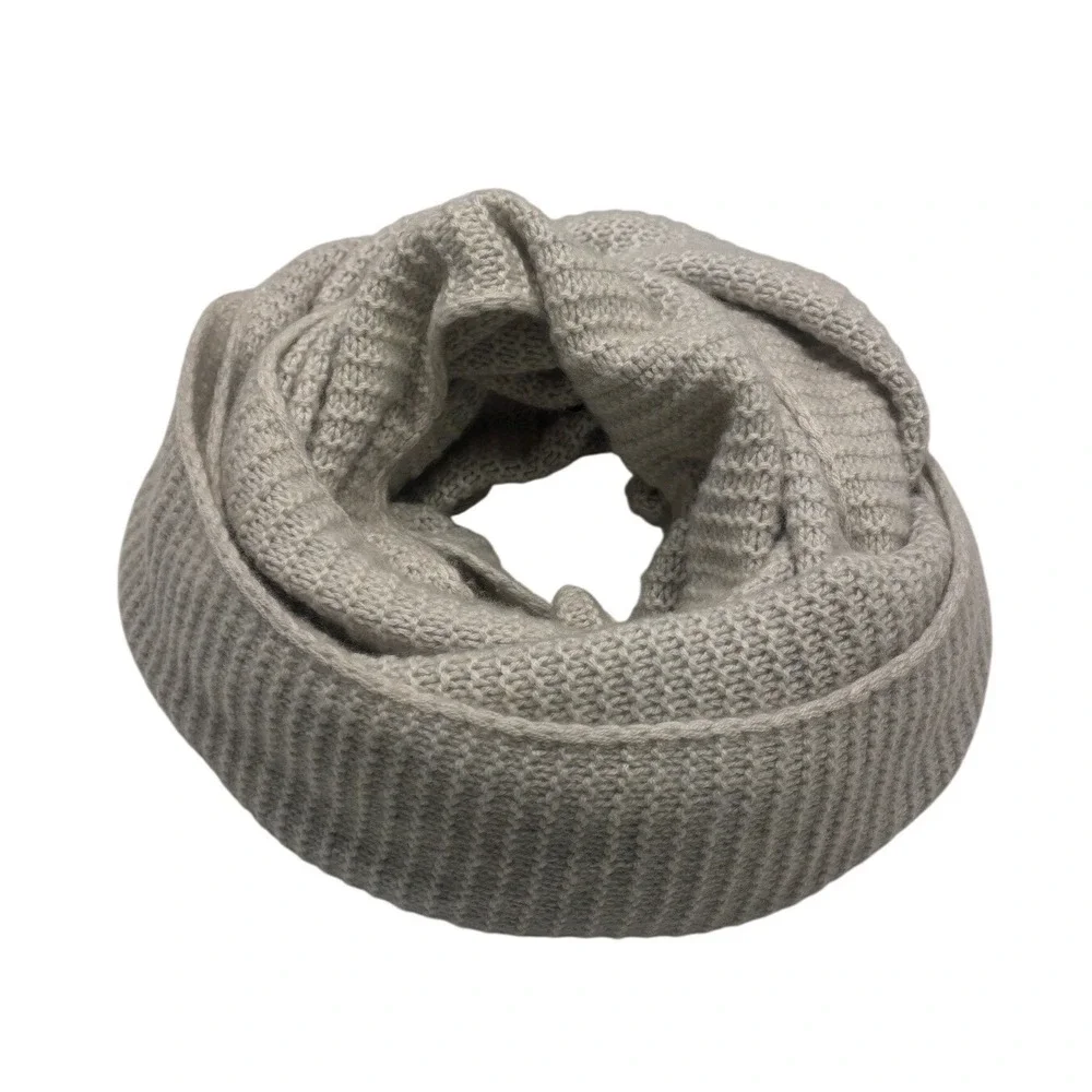 J.Crew Collection 100% Cashmere Beanie and‎ Infinity Scarf Set Gray B5507 23161